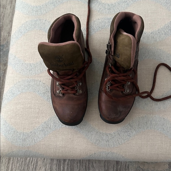 Women’s Timberland Euro Hiker boots.  Size 10M. Only worn 2 times.  Brown. - Picture 2 of 2